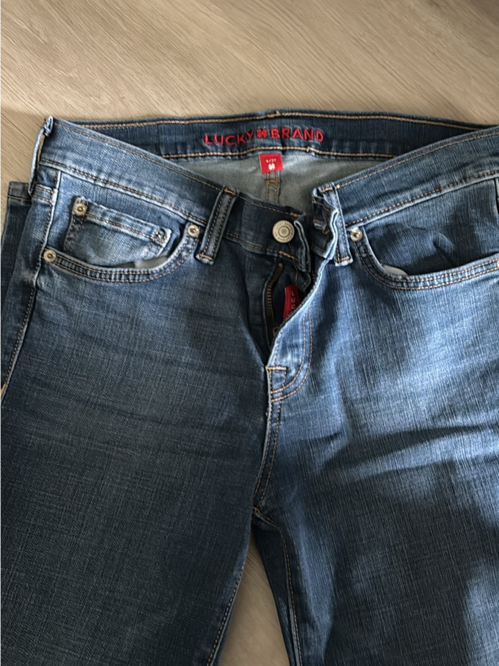 Lucky Brand Men’s Medium Blue Slim Straight Jeans